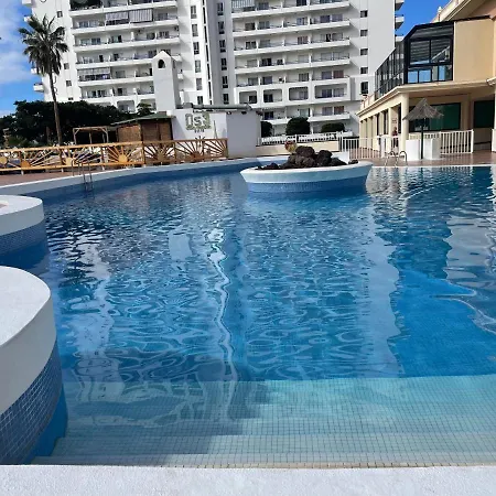 Modern 2-bedroom With Stunning View Appartement